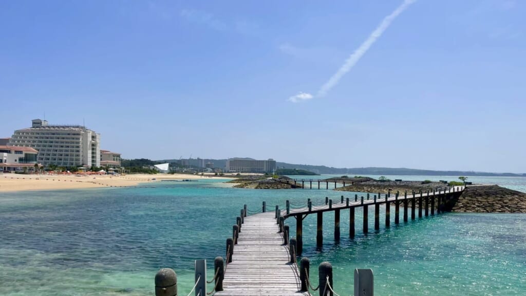 シェラトン沖縄 桟橋からの海